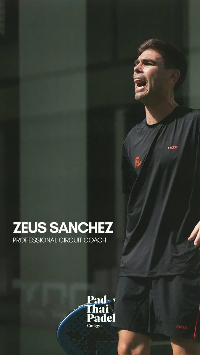 Zeus Sanchez coaching at Pad Thai Padel