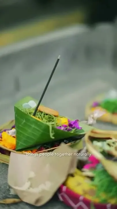 Building Pad Thai Padel Canggu: the club, the beach and the courts